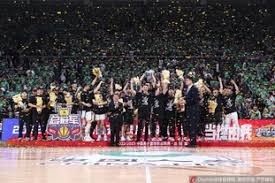 空门之怒：姆巴佩的戴帽执念与皇马新星的“青春